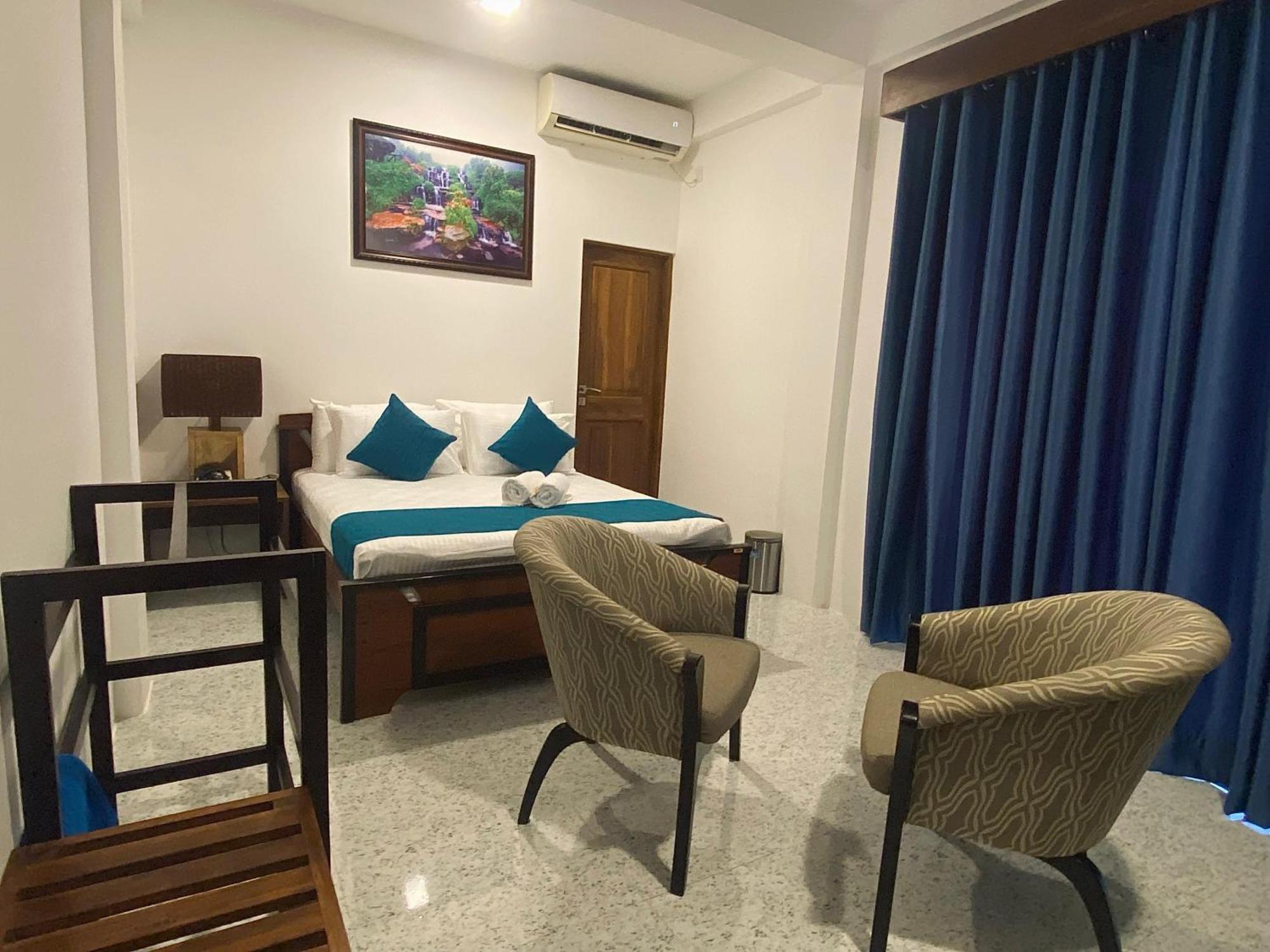 Trinco Beach Resort Тринкомали Экстерьер фото